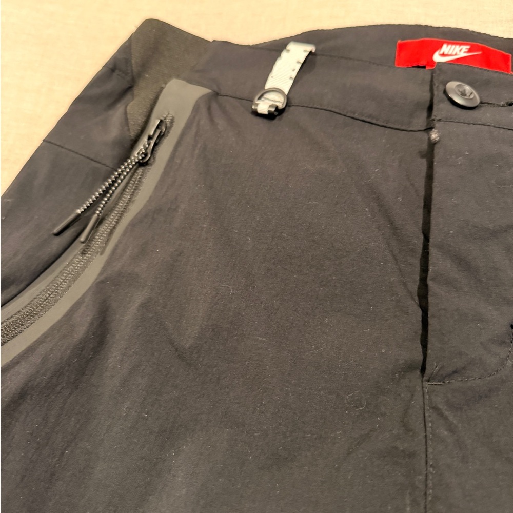 Nike Woman’s Black Joggers - Picture 2 of 8